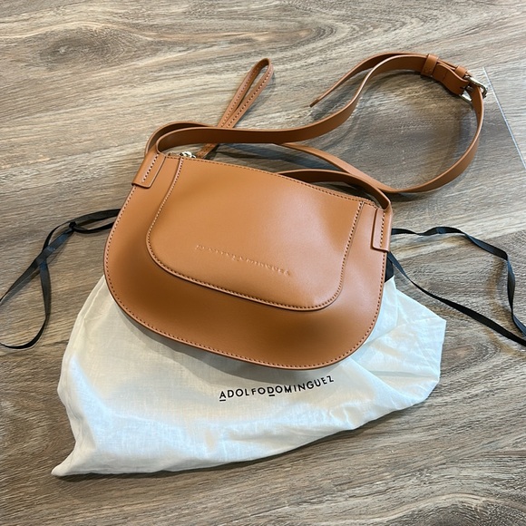 Adolfo Dominguez crossbody leather purse - Picture 4 of 4
